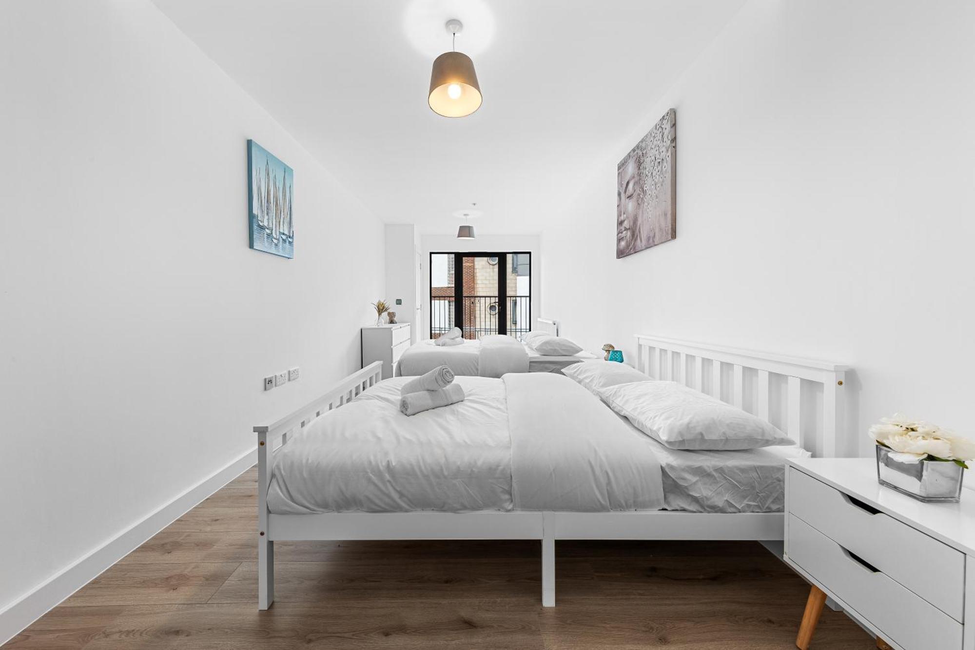 3 Bedroom Sleep12 In London Mr2 外观 照片